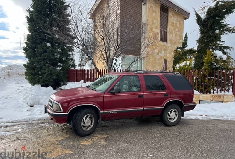 Chevrolet Blazer 1995 — مصدر شركة 0