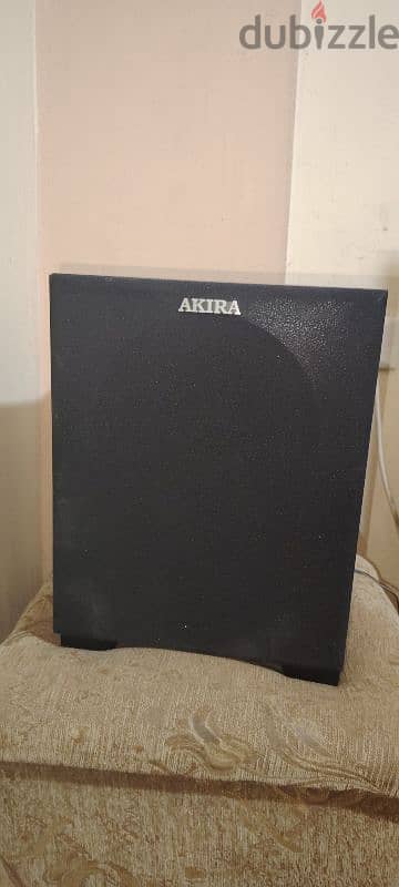 Akira sound bar  used like new 2