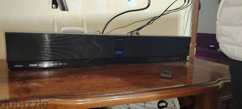 Akira sound bar  used like new 4