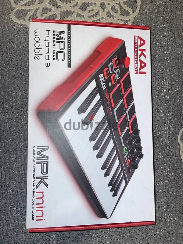 AKAI MPK Mini Keyboard Used 5 times 1