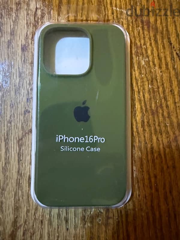 iPhone 16 pro cover (No MagSafe) *RARE COLOR* 0