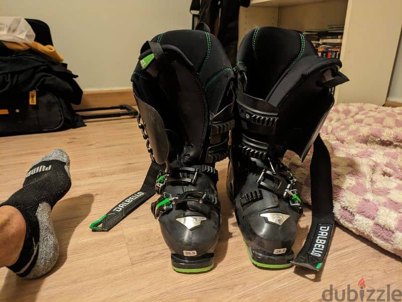 Ski boots (Dalbello) 0