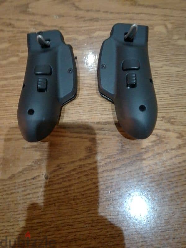 phone controllers 3