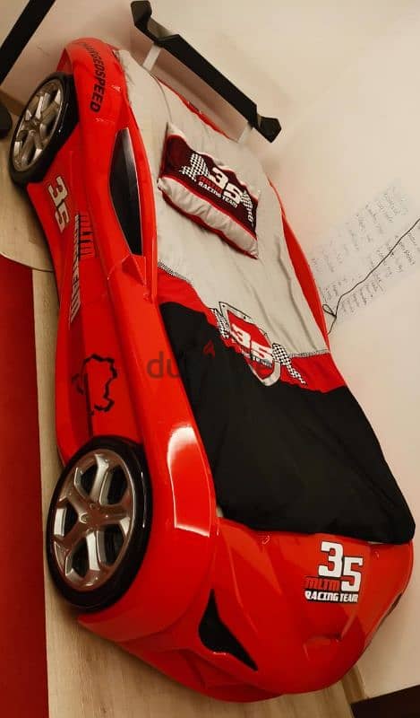 Racing Car Bed/ as new 0