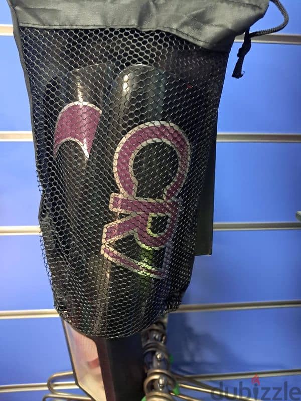 كسرات فوتبول الأصلي بسعر مناسب shin guards original 0