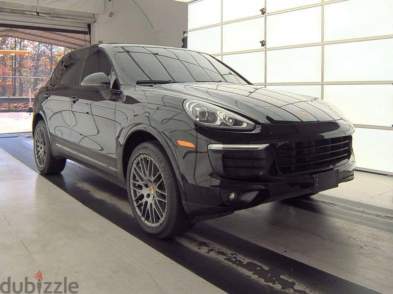 Porsche Cayenne Platinum Edition 2017  ‏واصلة على المرفأ بدون جمرك 0