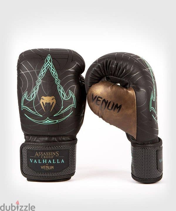 Venum Assassin's Boxing Gloves 0