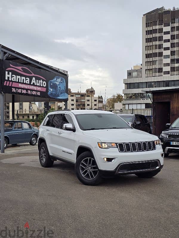 Jeep Grand Cherokee 2017 Limited 4x4 gearLow CLEAN CAR FAX 4 New tires 0