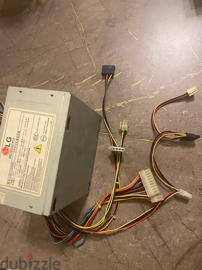 3 Power Supplies | 2 450 W | 1 350 W