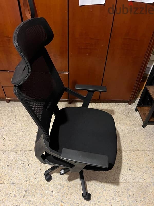 ergonomic chair 2