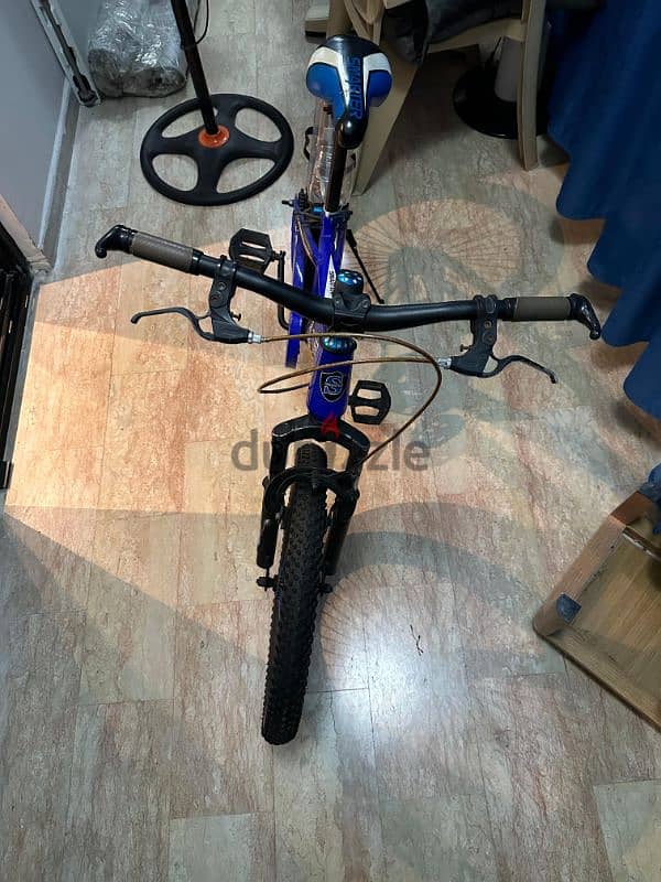 semi new bicycle with 2 wheels changed and still new    price 2