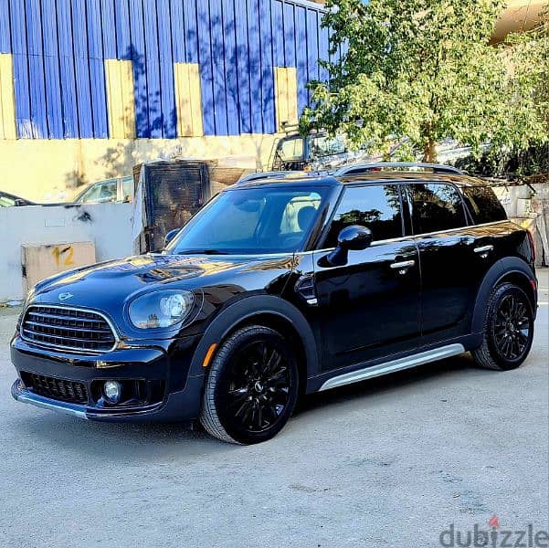 MINI Cooper S Countryman 2018 full mint conditon 0