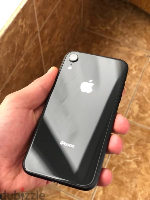 iphone xr 128 gb 87% غير مفكوك 2