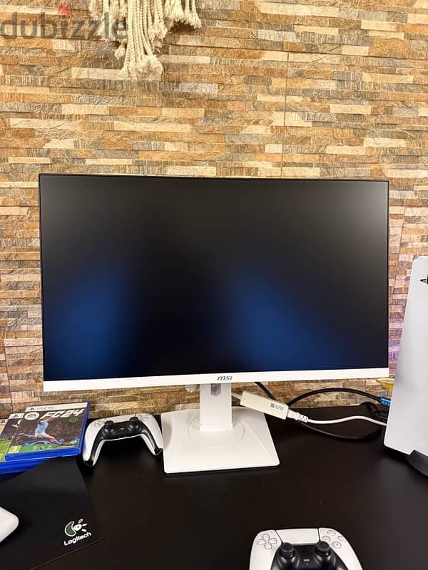 Msi white monitor 1