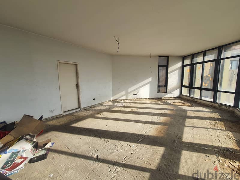 Office for sale in mazraa مكتب للبيع بالمزرعة 0