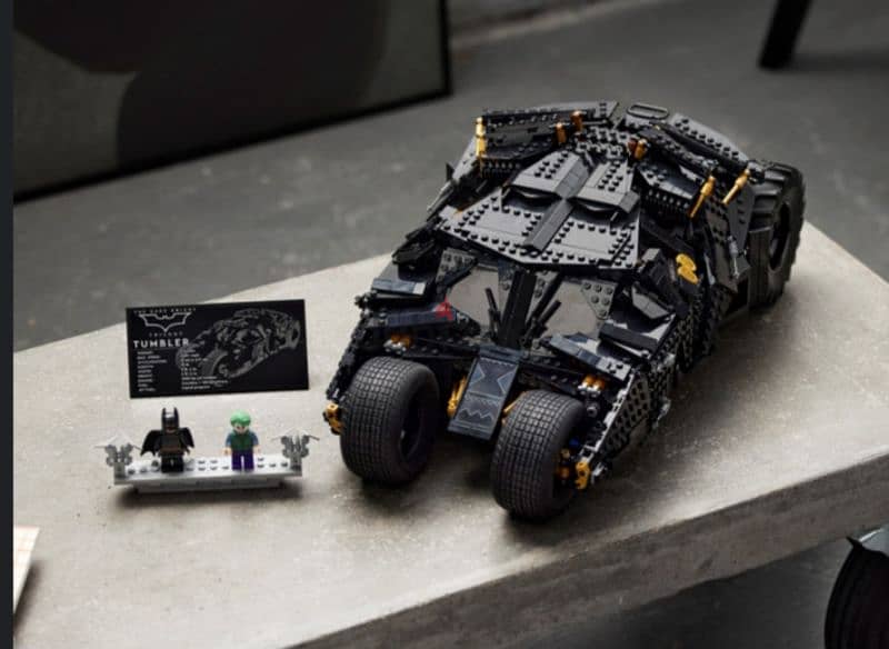 lego batmobile tumbler 76240 0