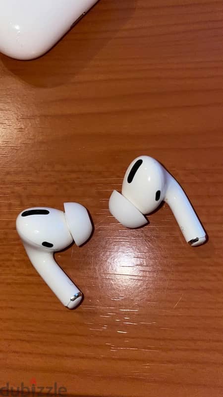 Apple Airpods pro 0