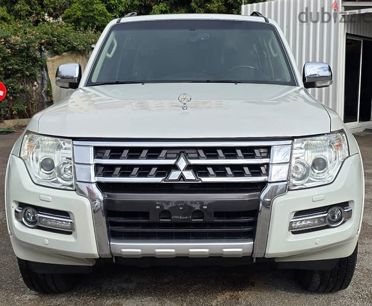 Mitsubishi Pajero 2015 0