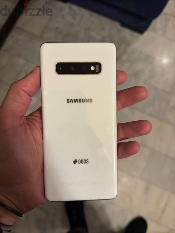 SAMSUNG S10 Plus 8 ram. 512 gb  2 sim 3