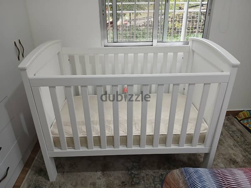 2 level crib with mattress 4