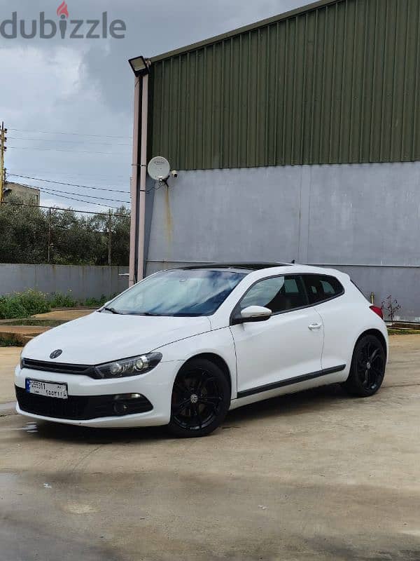 2014 Volkswagen Scirocco 0