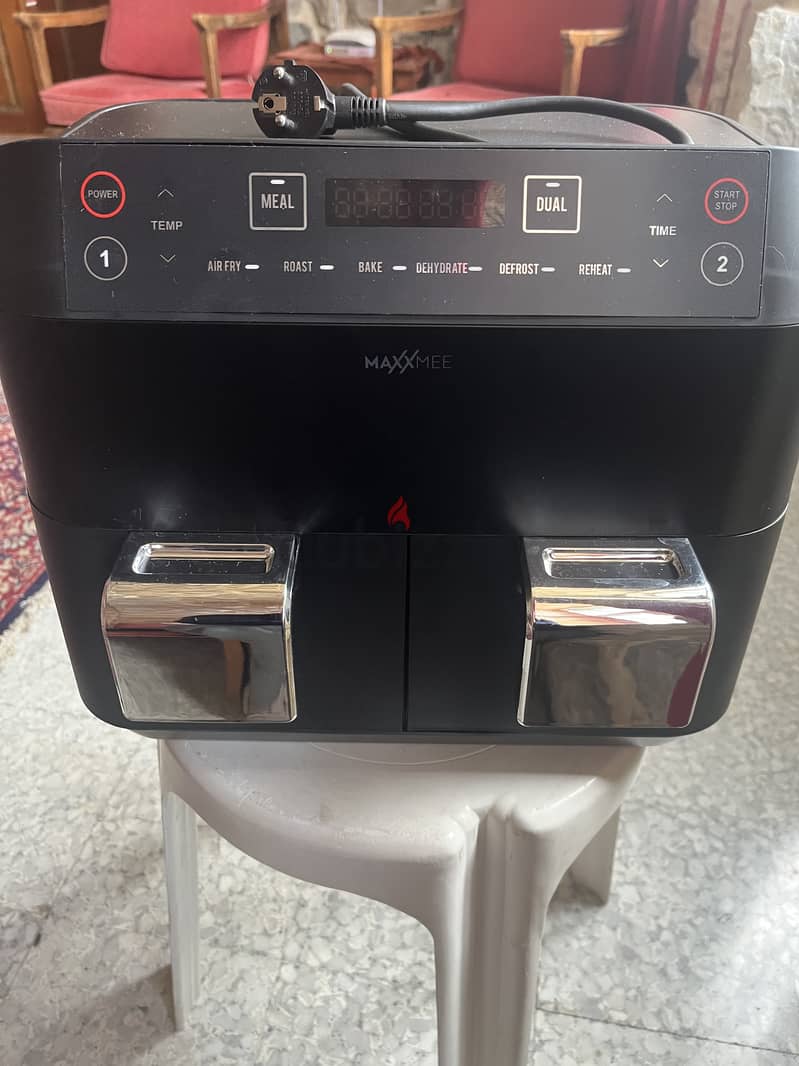 Dual chamber hot air fryer 3