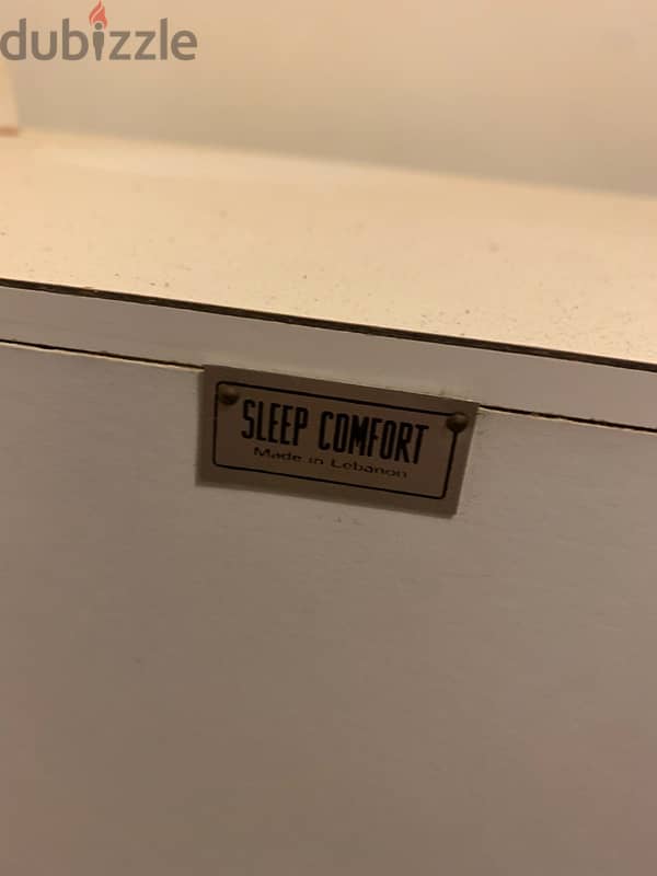 SleepComfort bed and mattress with nightstand 5