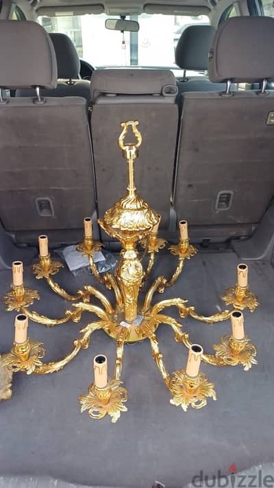 ثريات نحاس صناعة إيطالية مع جميع مستلزماتهاchandelier made in italy