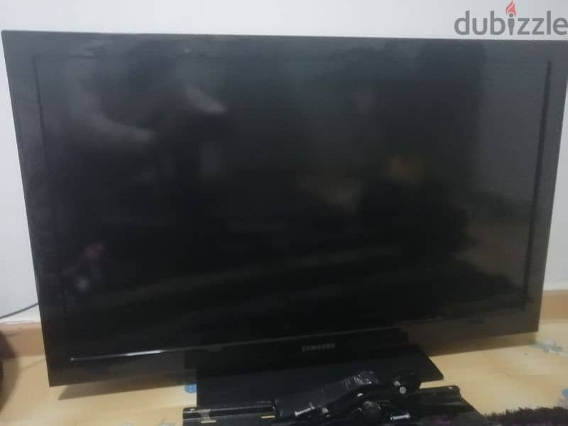 (ONSALE) Samsung TV 35 inch 0