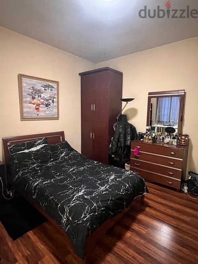 Bedroom (very good condition)