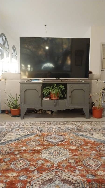 tv cabinet 0