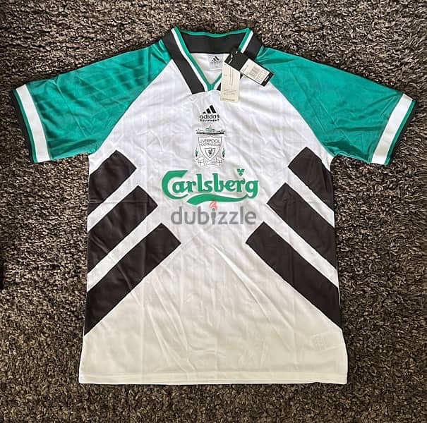 Liverpool 1993 away kit 0