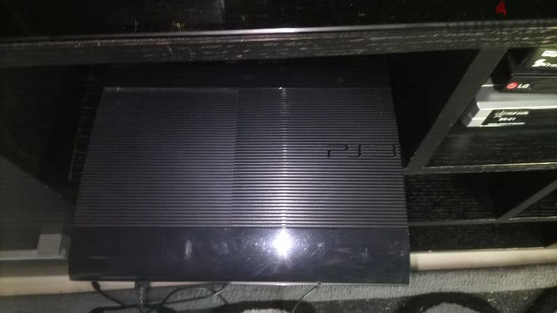 ps3 with 4 games for 125$ phone number:81501854 0