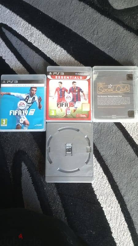 ps3 with 4 games for 125$ phone number:81501854 1