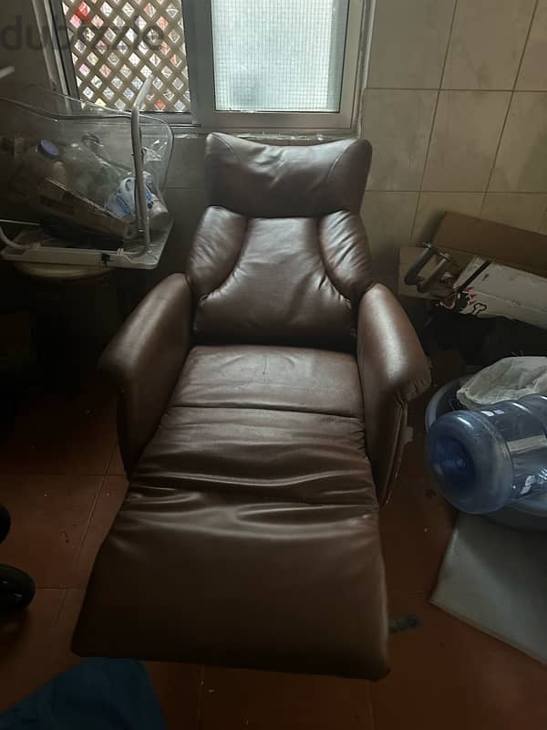 Recliner Chair 1