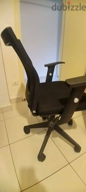 office chairs high quality like new 1