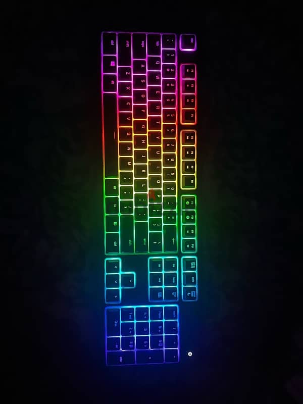 Razer ORNATA CHROMA gaming keyboard 0