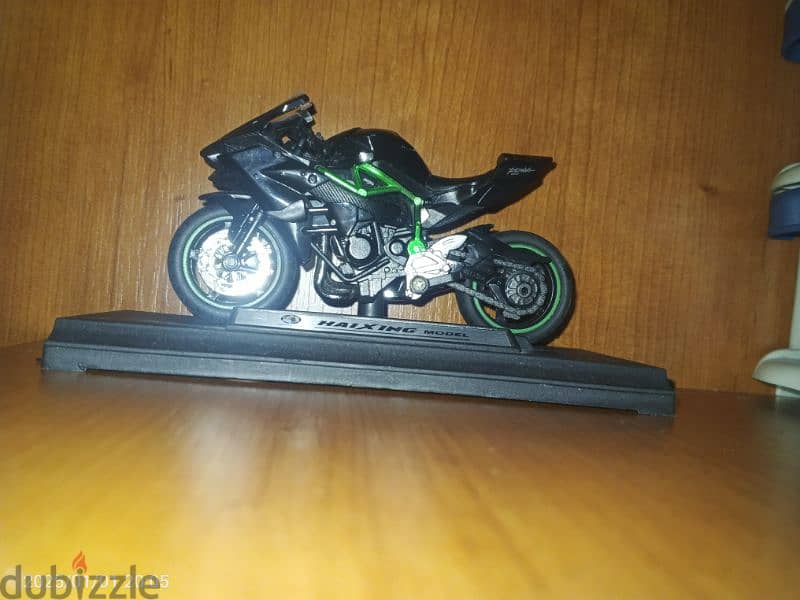 Motorcycle Kawasaki ninja h2r model 0