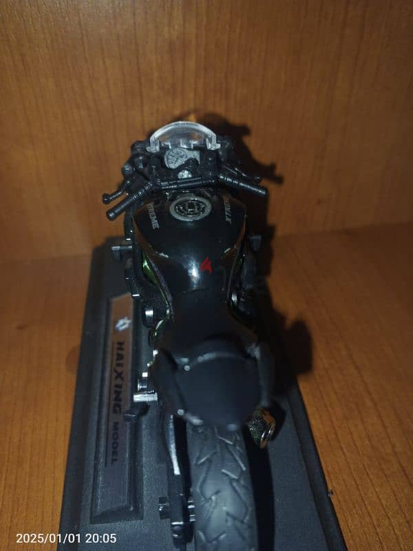 Motorcycle Kawasaki ninja h2r model 3