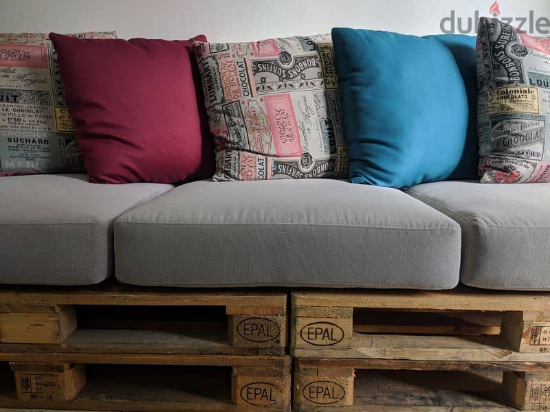 Pallet couch/sofa 1