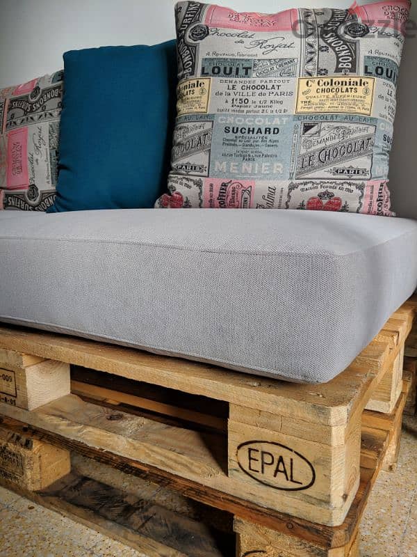 Pallet couch/sofa 3