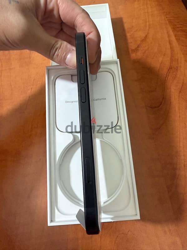 iPhone 15 ( Open Box ) 2