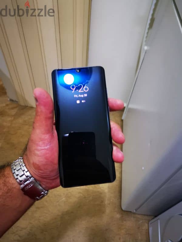 Huawei P 30 Pro ( 8Gb Ram and 256gb Memory) 4