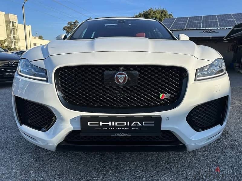 Jaguar F-Pace 2017 0