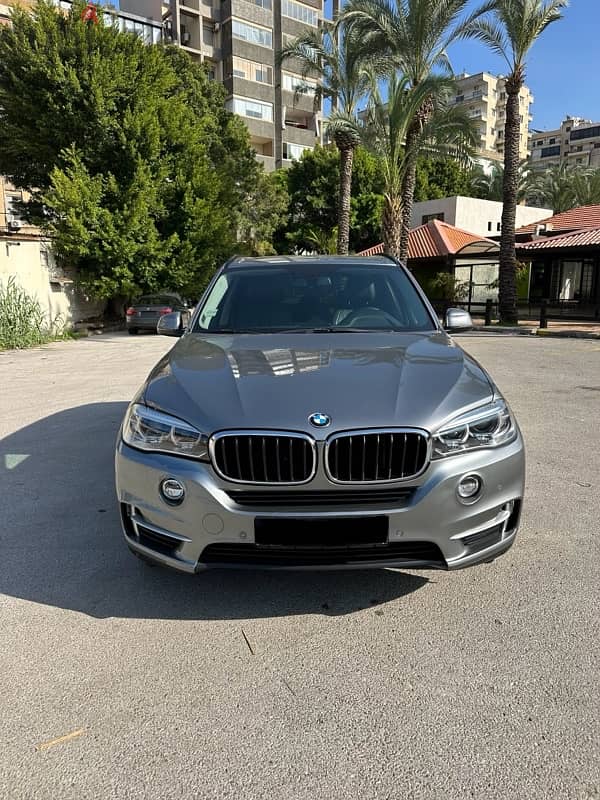 BMW X5 x-drive 35i 2014 gray on black (clean carfax) 0