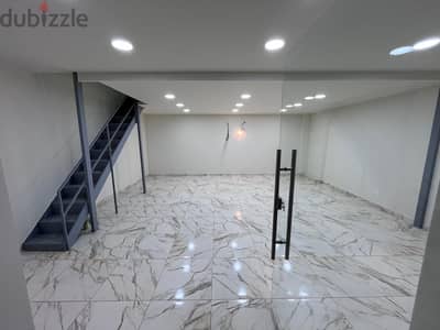 Shop in Zalka for rent محل أبيض للإيجار في الزلقا