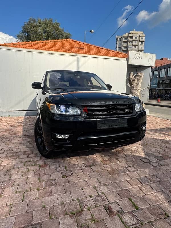 Rover Sport HSE Red Interior 2016 0