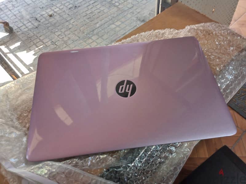 Purple HP Laptop 15.6" Screen 1