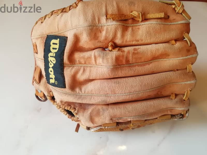 Wilson Baseball large leather glove plus ball 1