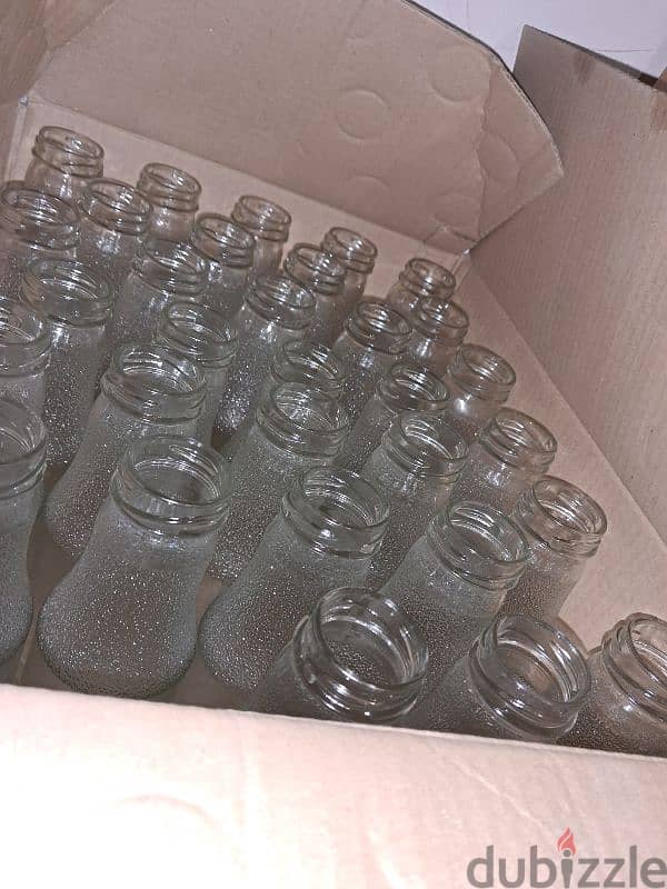 Empty glass bottles and jars 33cl 1